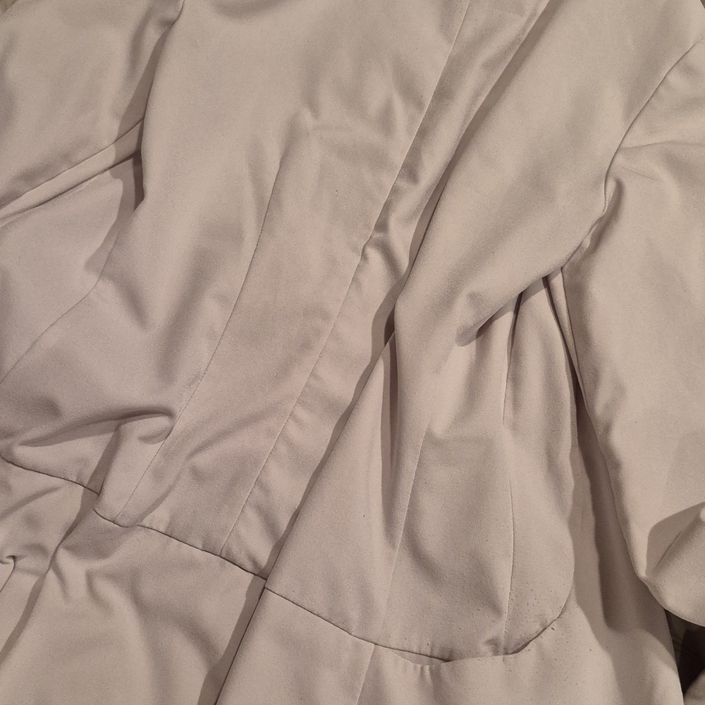 Women's Blazers - Picture 12 of 12